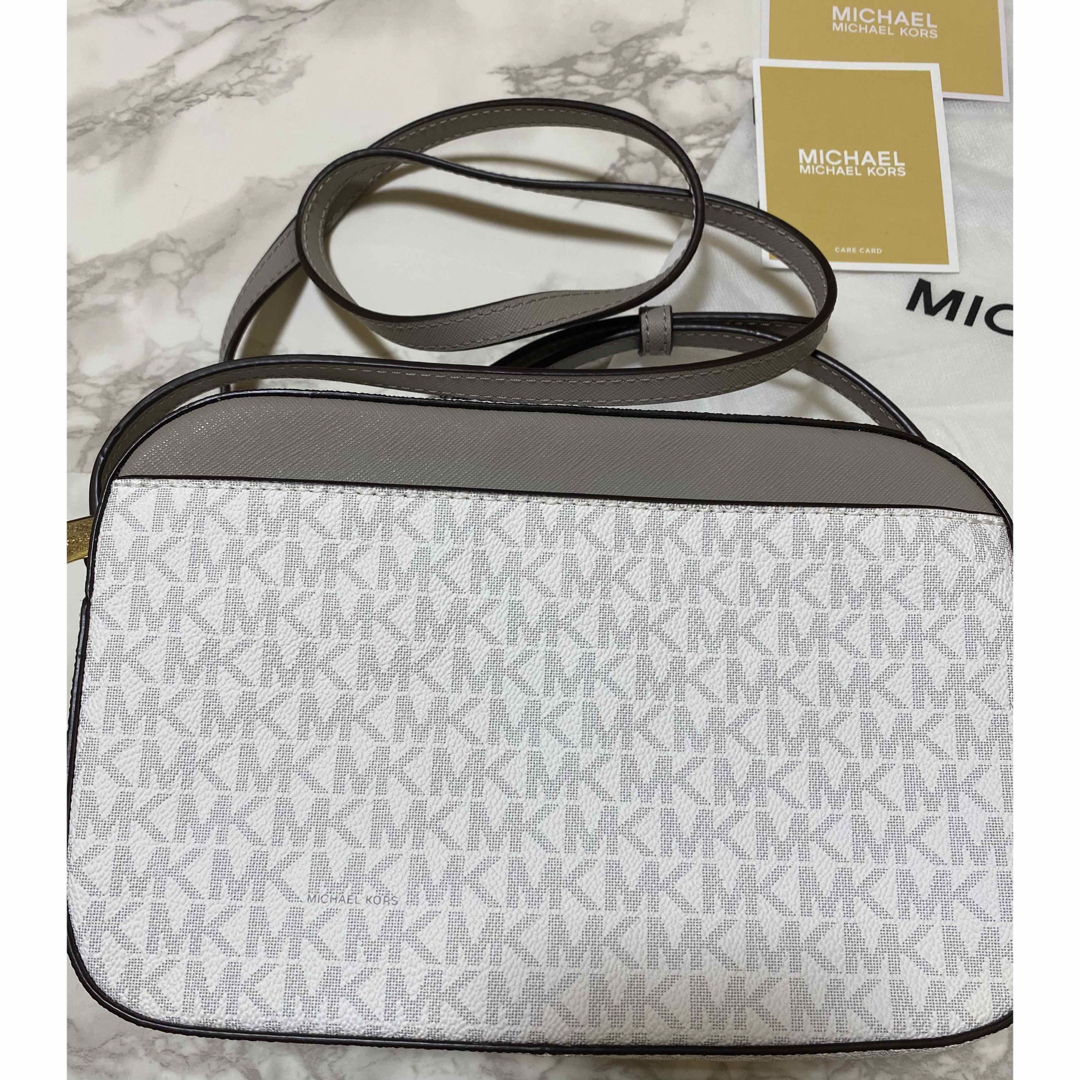 MICHAEL KORS - MICHAEL KORS ショルダーバッグ ホワイト/グレー MICHAEL KORS - MICHAEL KORS ショルダーバッグ ホワイト/グレー