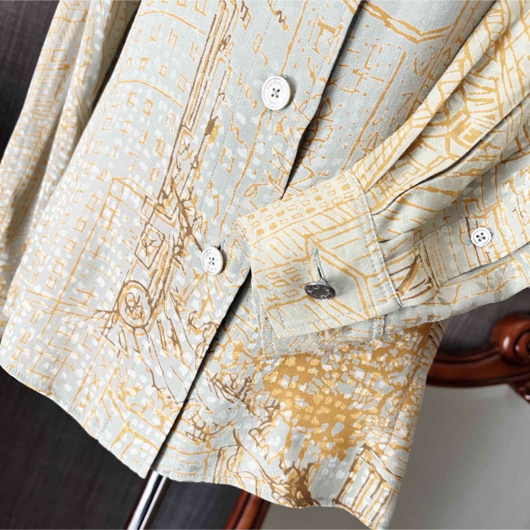 HERMES - 未使用 HERMES エルメス シルク 刺繍加工 マテリアル HERMES - 未使用 HERMES エルメス シルク 刺繍加工 マテリアル