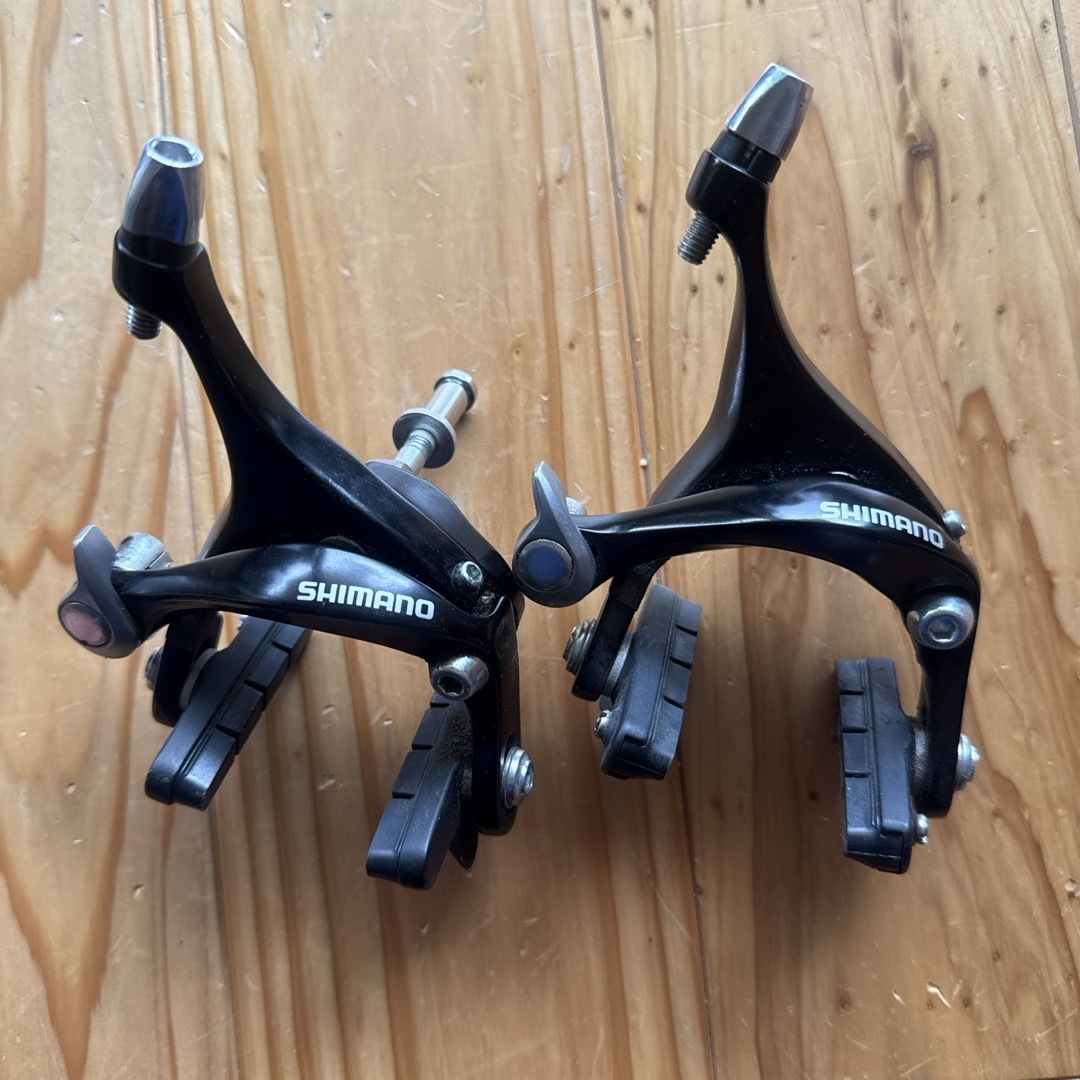 SHIMANO - シマノ SHIMANO BR-R561 ブレーキキャリパーの通販 by SHIMANO - シマノ SHIMANO BR-R561 ブレーキキャリパーの通販 by