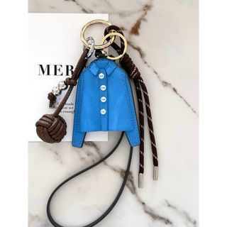 ZARA - 即発送 完売品 ZARA マルチチャーム付きコインケース ZARA - 即発送 完売品 ZARA マルチチャーム付きコインケース
