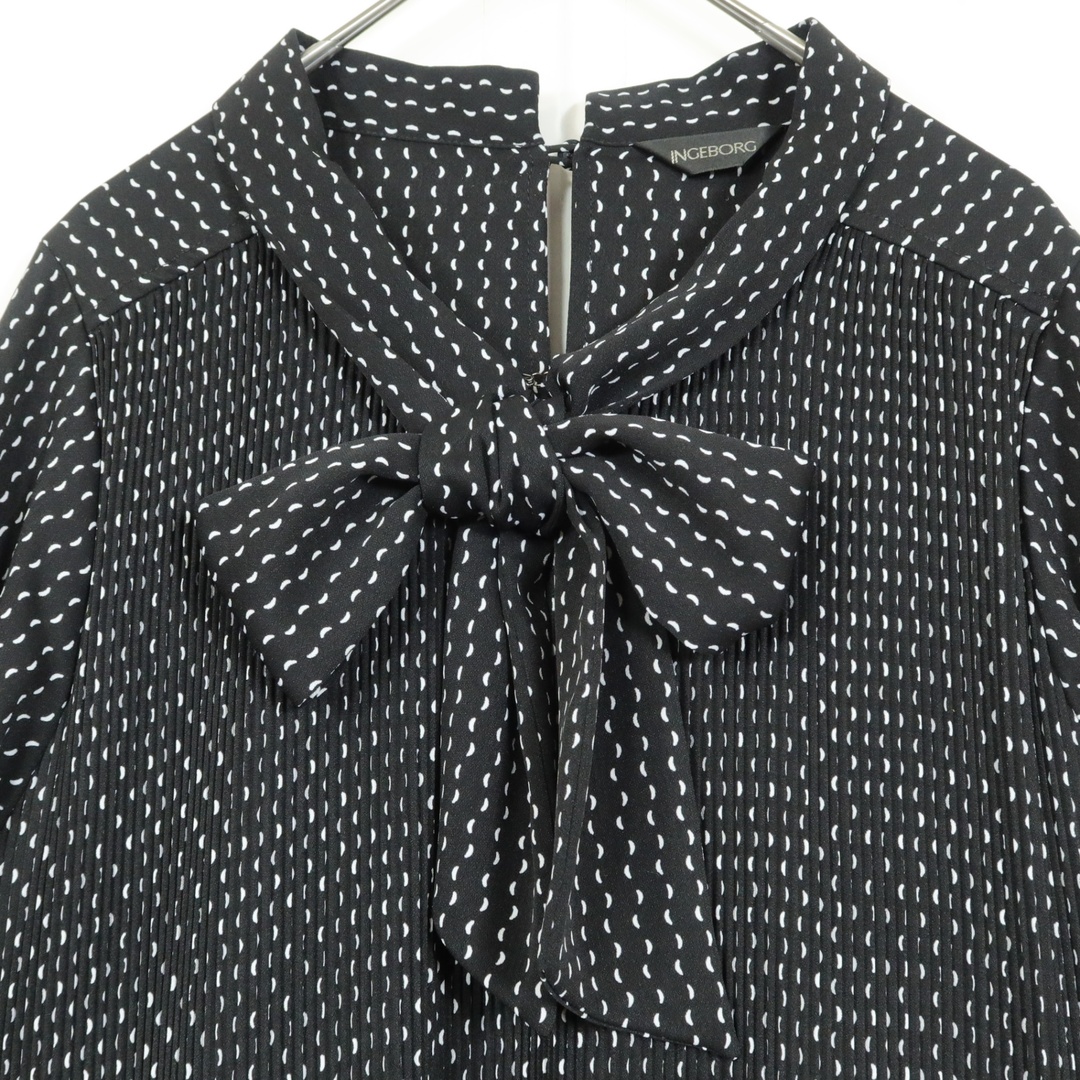 INGEBORG - 【美品】インゲボルグ☆半月型ドット柄のプリーツ INGEBORG - 【美品】インゲボルグ☆半月型ドット柄のプリーツ