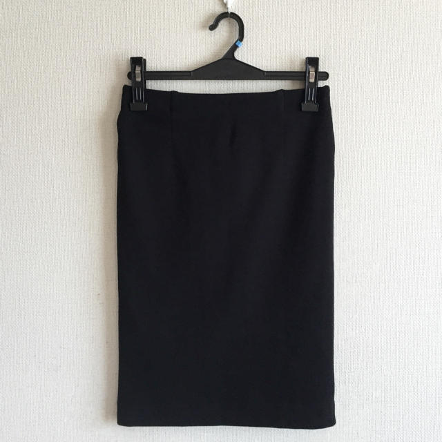 DEUXIEME CLASSE(ドゥーズィエムクラス)のドゥーズィーエム♡黒色のペンシルラインスカート レディースのスカート(ひざ丈スカート)の商品写真