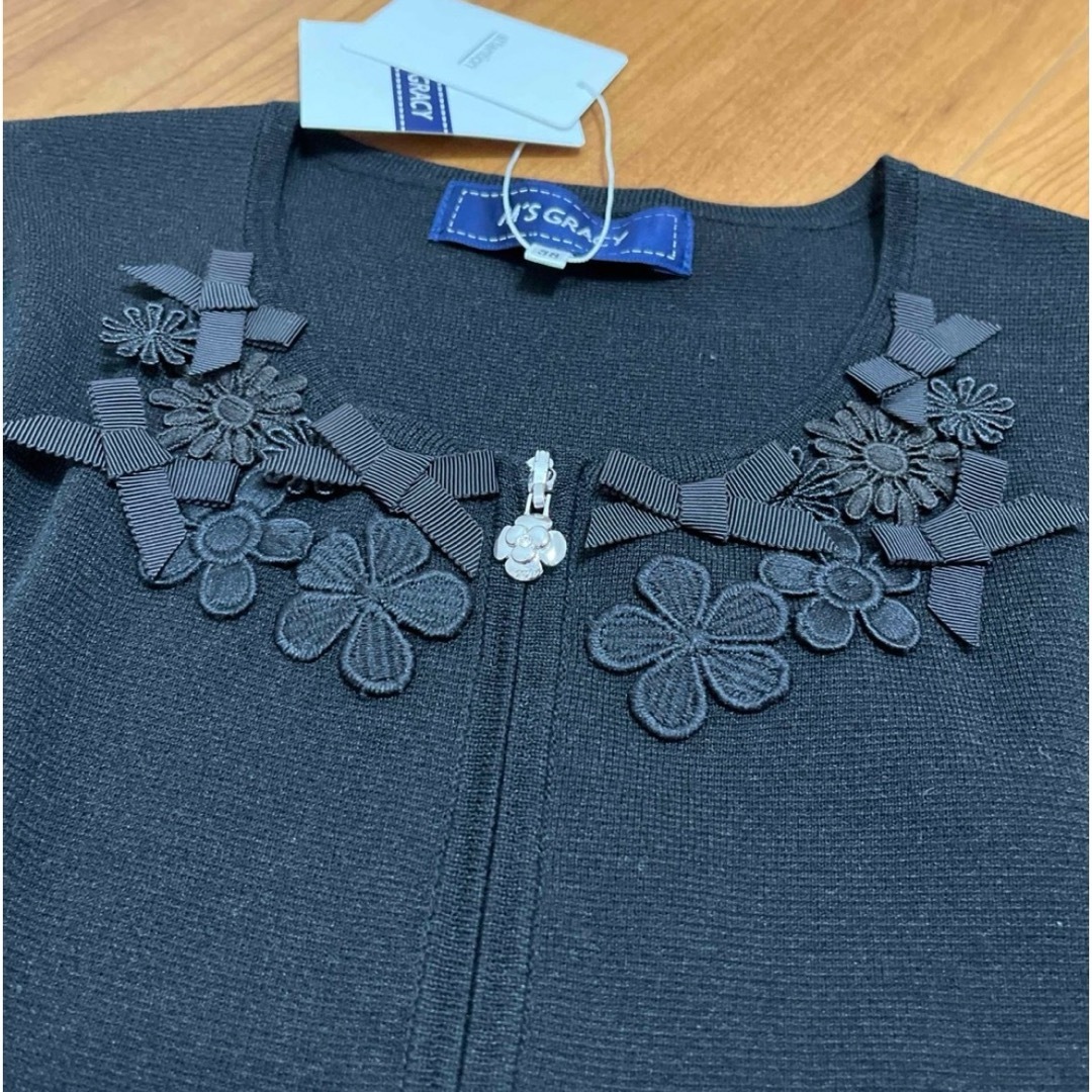 M'S GRACY - エムズグレイシー フラワーとリボン刺繍 ジップ M'S GRACY - エムズグレイシー フラワーとリボン刺繍 ジップ