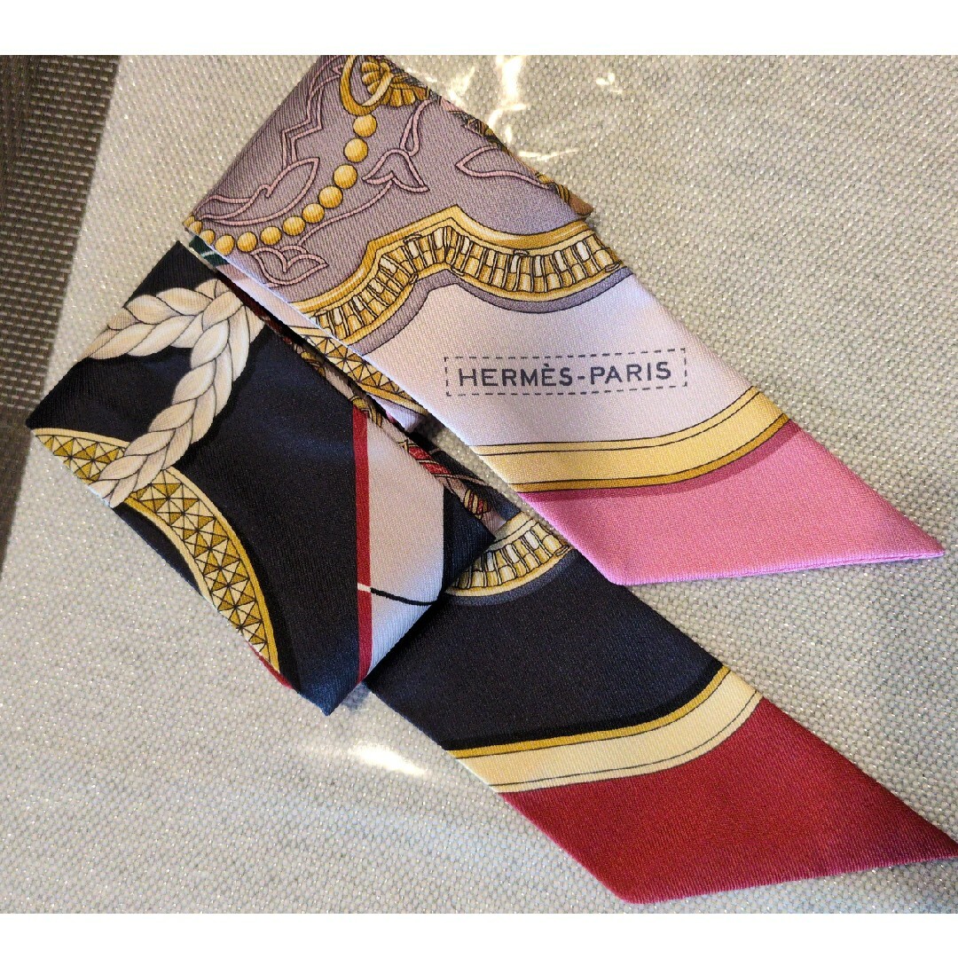 HERMES - エルメスツイリー 2本セットの通販 by ^_^|エルメス HERMES - エルメスツイリー 2本セットの通販 by ^_^|エルメス