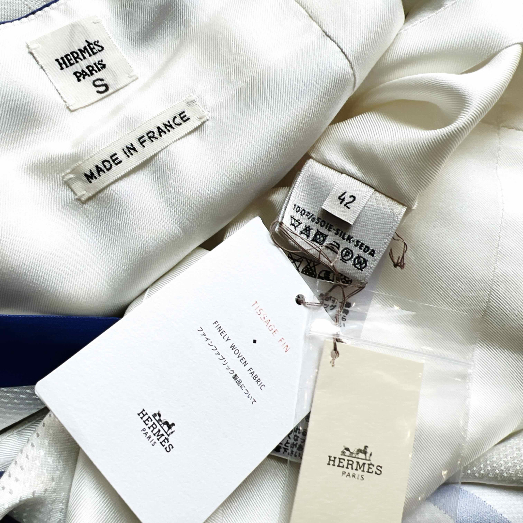 HERMES - 新品 HERMESエルメス エプロンドール 刺繍 ワンピース HERMES - 新品 HERMESエルメス エプロンドール 刺繍 ワンピース