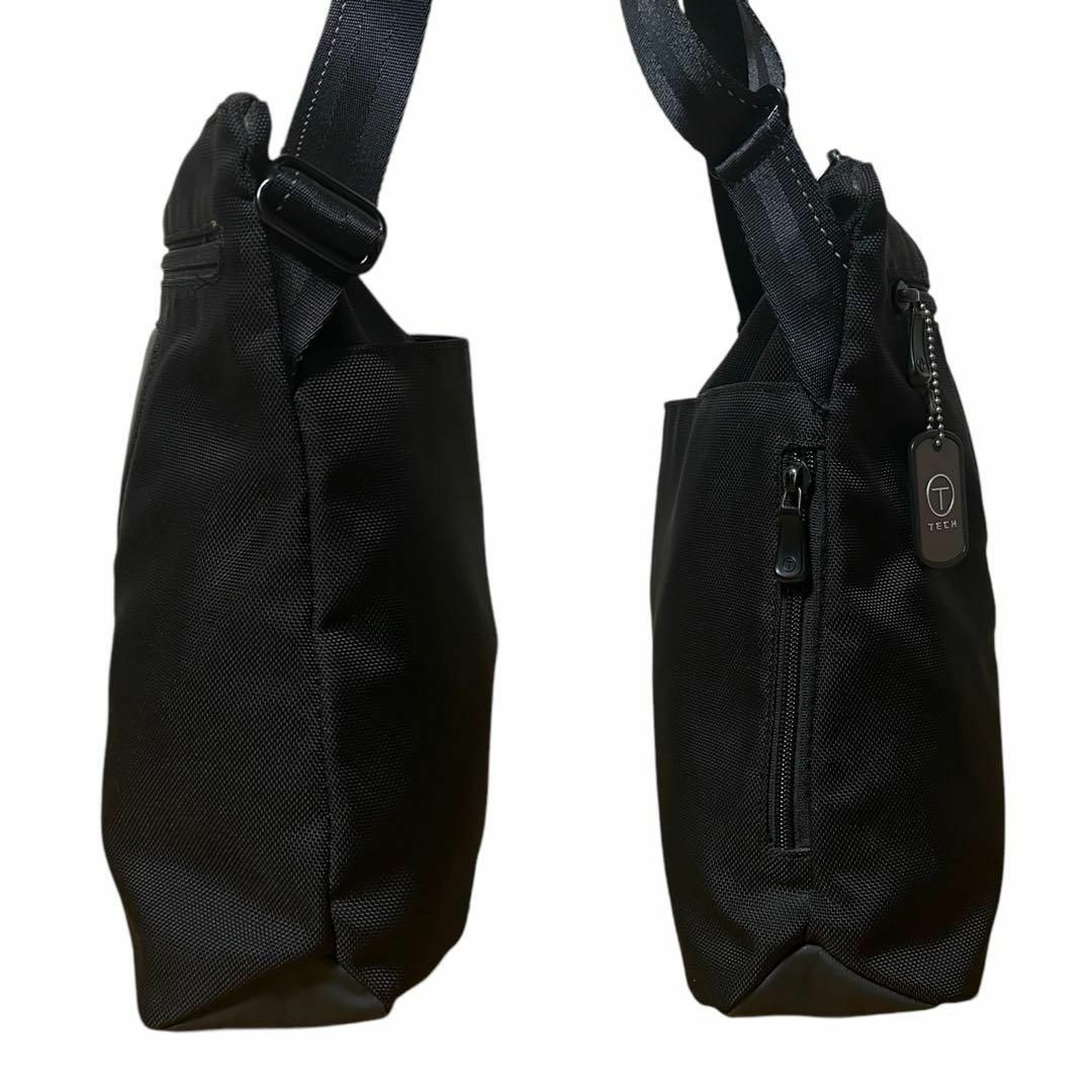 TUMI - 美品 トゥミ TUMI ショルダーバッグ A4可 斜め掛け 通勤 TUMI - 美品 トゥミ TUMI ショルダーバッグ A4可 斜め掛け 通勤