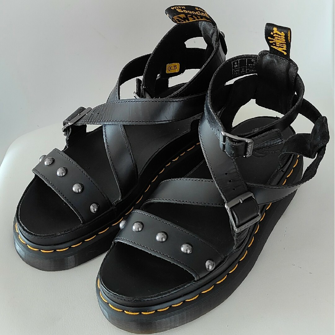 Dr.Martens - ドクターマーチン Dr.Martens 厚底 ストラップ Dr.Martens - ドクターマーチン Dr.Martens 厚底 ストラップ