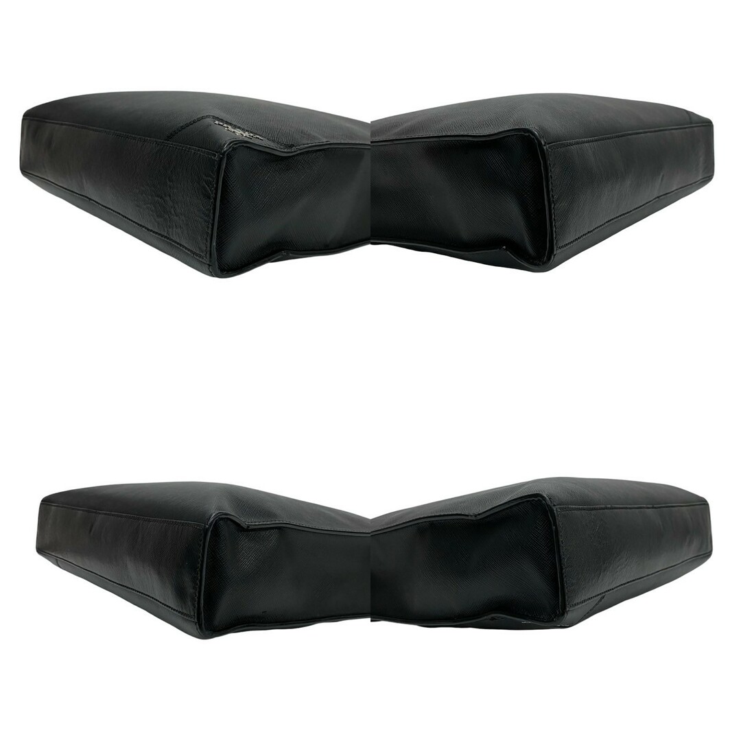 PRADA - 極 美品 希少品 PRADA プラダ ロゴ 金具 サフィアーノ PRADA - 極 美品 希少品 PRADA プラダ ロゴ 金具 サフィアーノ