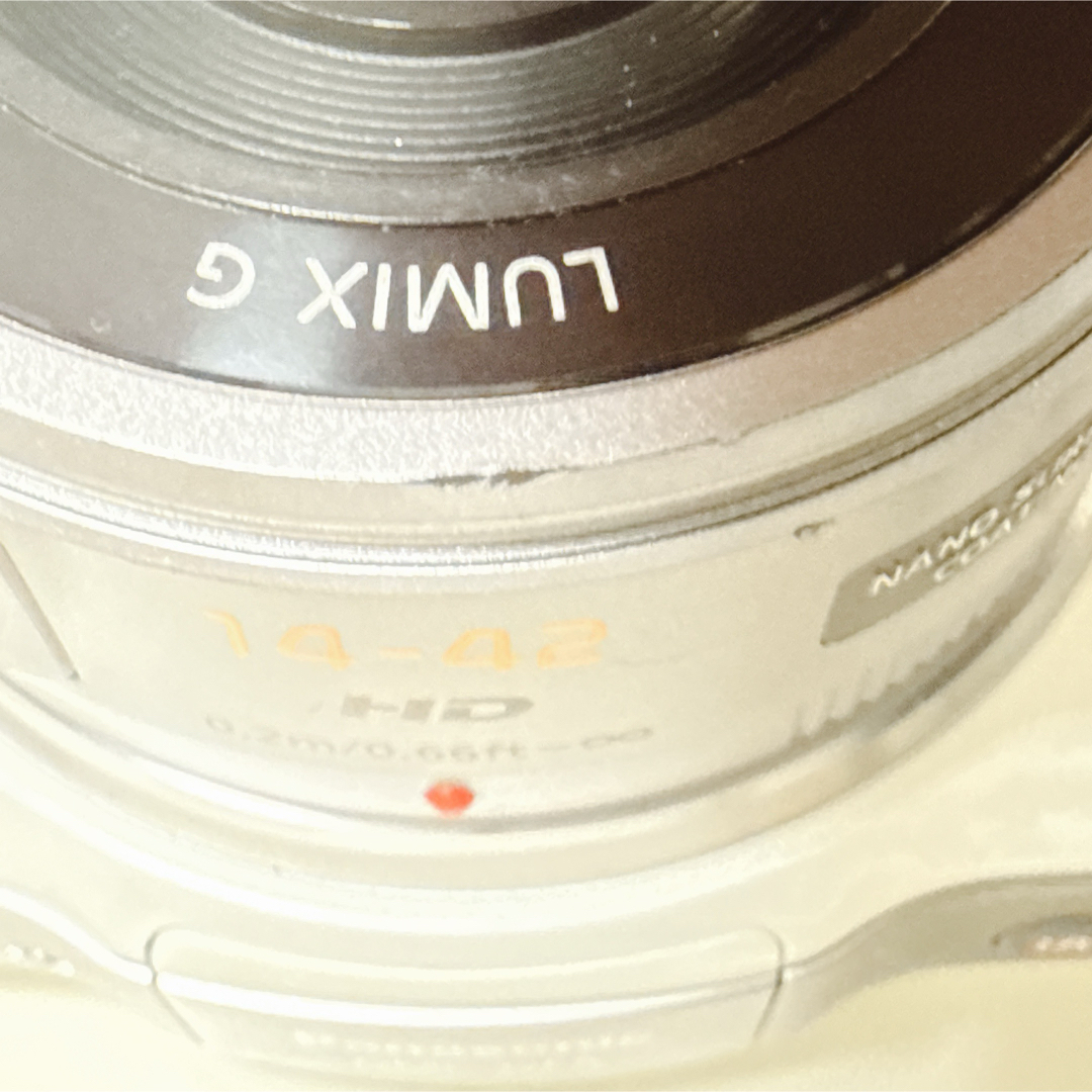 Panasonic - LUMIX GF5 ミラーレスカメラ 14-42mmレンズ付きの Panasonic - LUMIX GF5 ミラーレスカメラ 14-42mmレンズ付きの