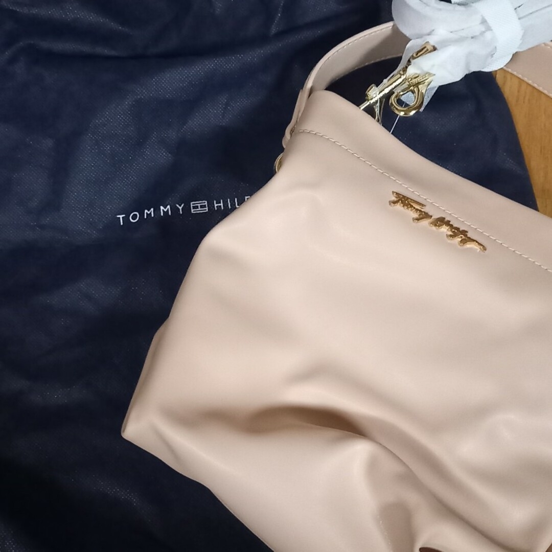 TOMMY HILFIGER(トミーヒルフィガー)のトミーヒルフィガー　2wayバケットバック レディースのバッグ(ショルダーバッグ)の商品写真