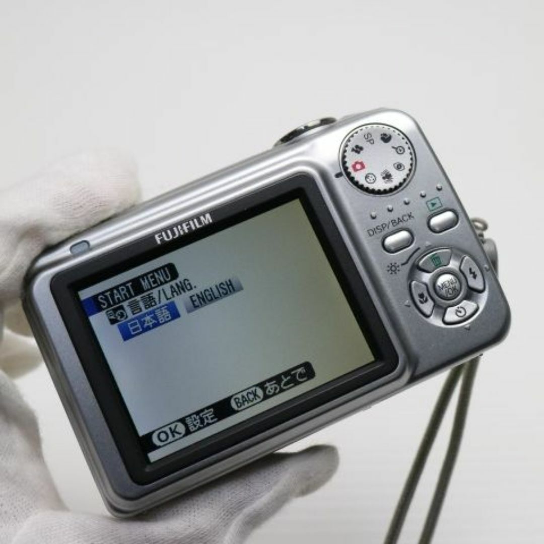 富士フイルム - 超美品 FinePix A800 シルバー M222の通販 by 富士フイルム - 超美品 FinePix A800 シルバー M222の通販 by