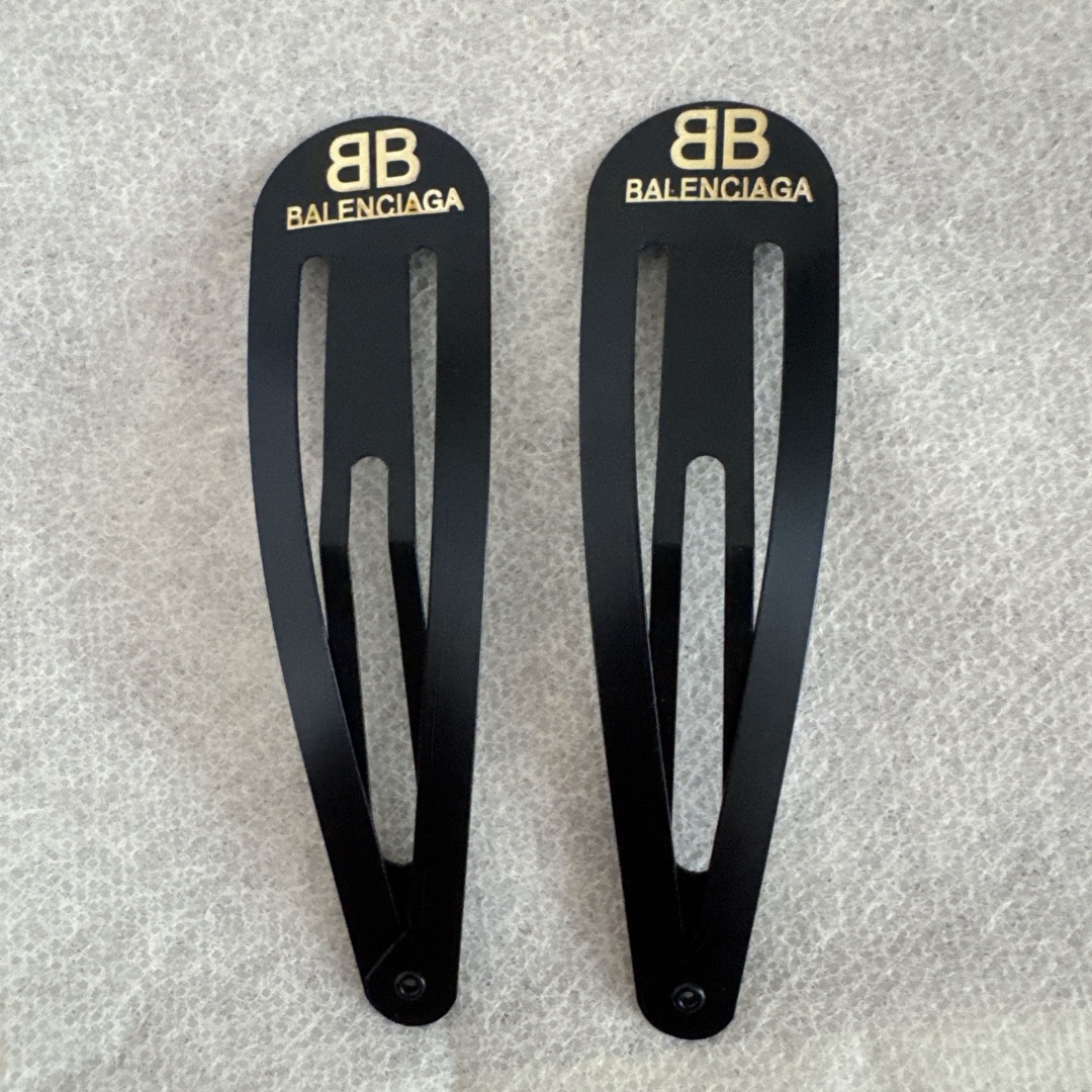BALENCIAGA - BALENCIAGA ヘアピン 2点セットの通販 by お BALENCIAGA - BALENCIAGA ヘアピン 2点セットの通販 by お