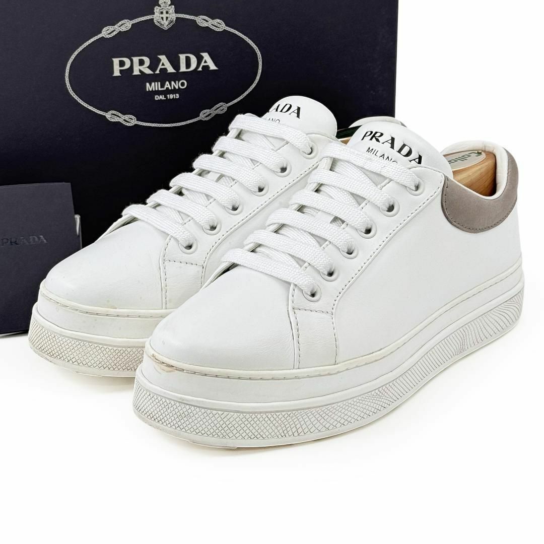 PRADA - プラダ PRADA 厚底 スニーカー 36.5 23.5 白 グレー 箱 PRADA - プラダ PRADA 厚底 スニーカー 36.5 23.5 白 グレー 箱