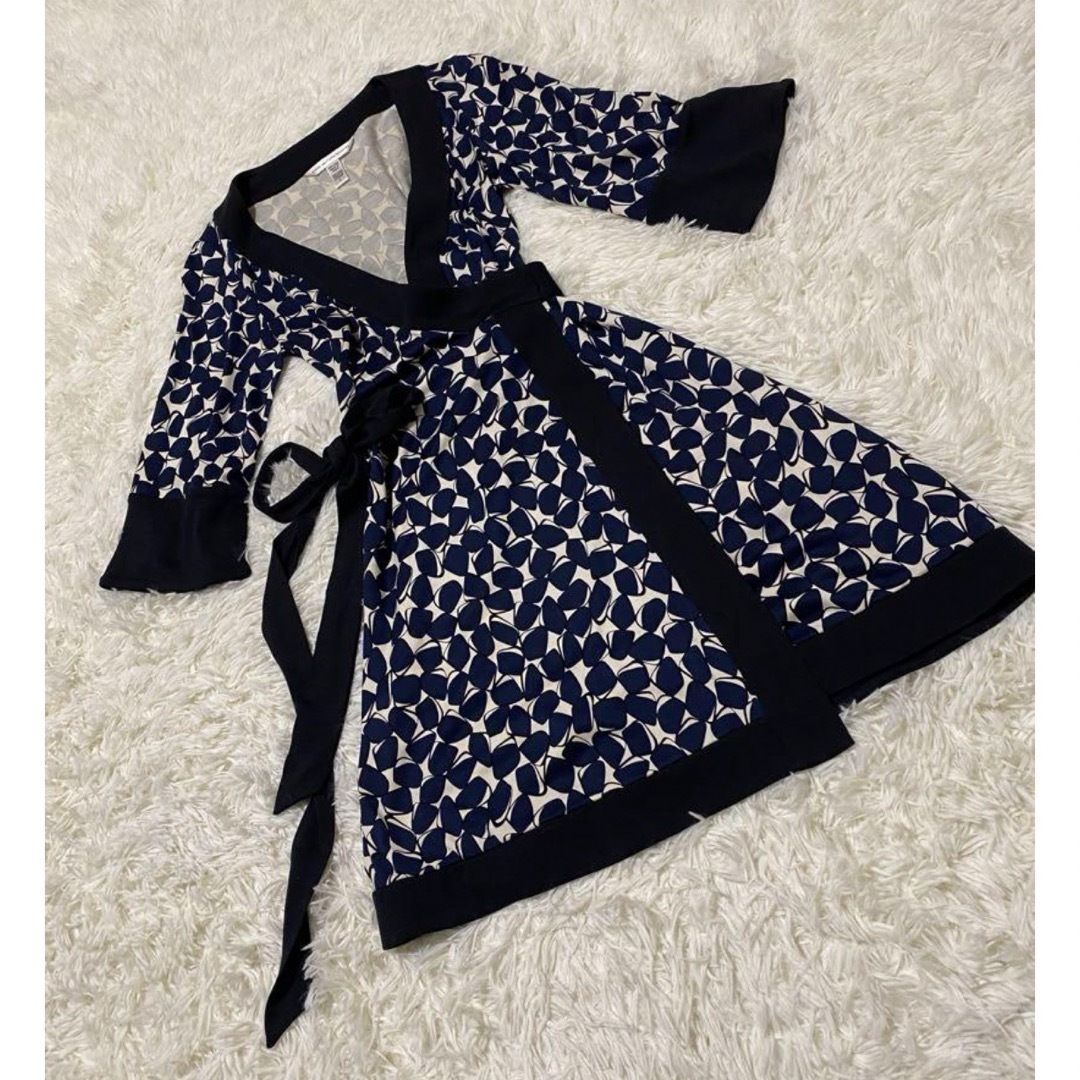 DIANE von FURSTENBERG - ダイアンフォンファステンバーグ A DIANE von FURSTENBERG - ダイアンフォンファステンバーグ A