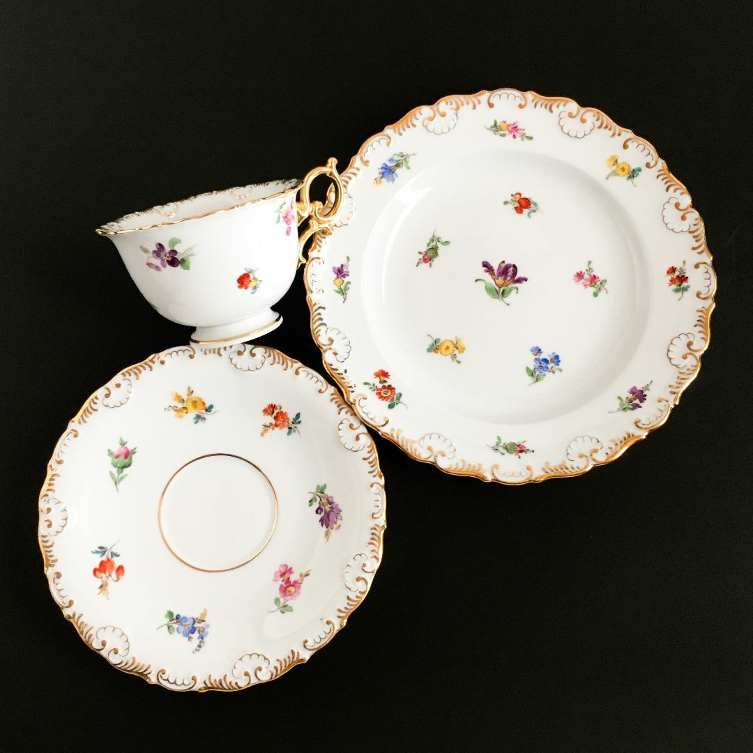 MEISSEN - 古マイセン 金彩 小花散らし文 シェルレリーフ縁取り MEISSEN - 古マイセン 金彩 小花散らし文 シェルレリーフ縁取り