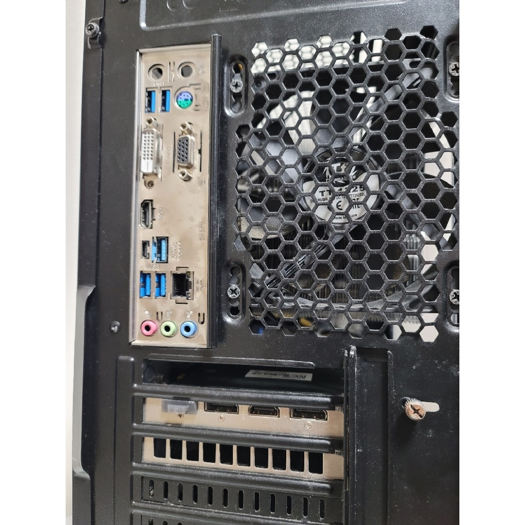自作 高性能ゲーミングPC Core i7 9700K/RTX2060/WiFiの通販 by 自作 高性能ゲーミングPC Core i7 9700K/RTX2060/WiFiの通販 by