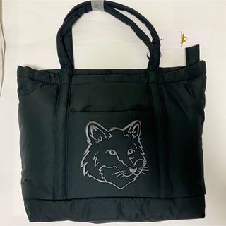 MAISON KITSUNE'(トートバッグ)のフリマアイテム一覧 MAISON KITSUNE'(トートバッグ)のフリマアイテム一覧
