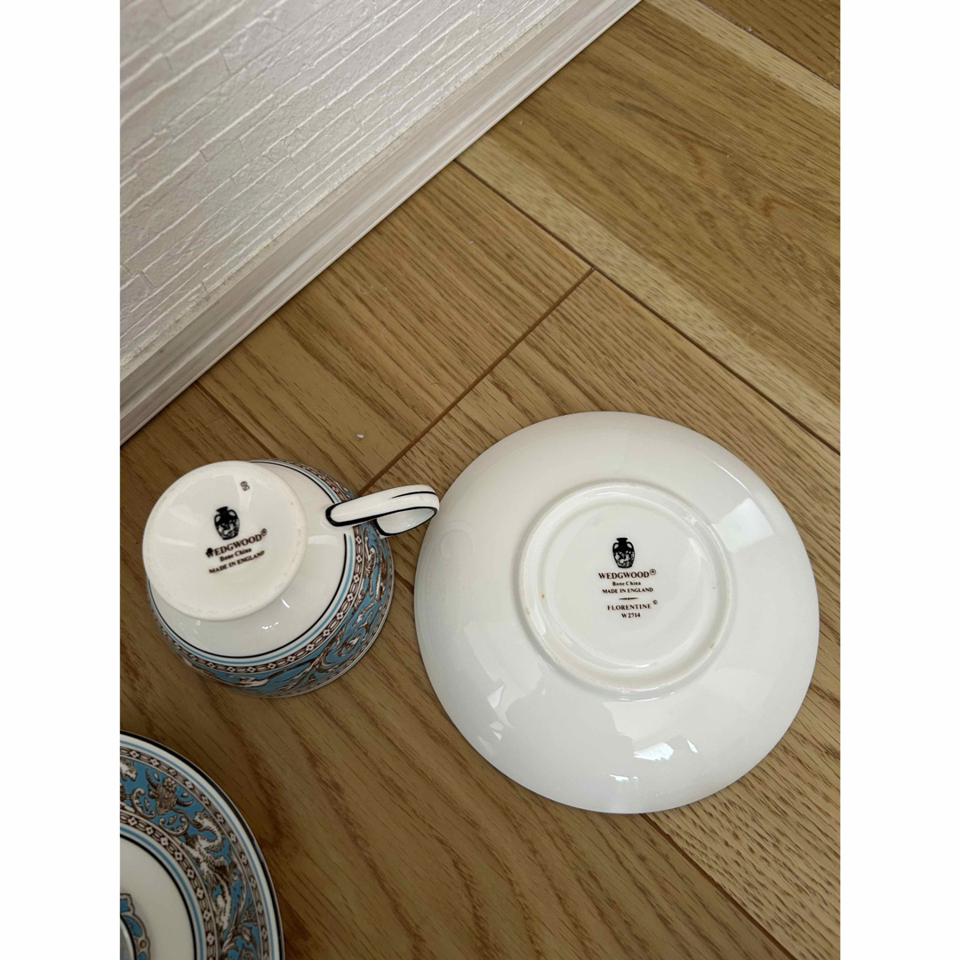 WEDGWOOD - ウエッジウッド フロレンティーン カップ&ソーサー WEDGWOOD - ウエッジウッド フロレンティーン カップ&ソーサー