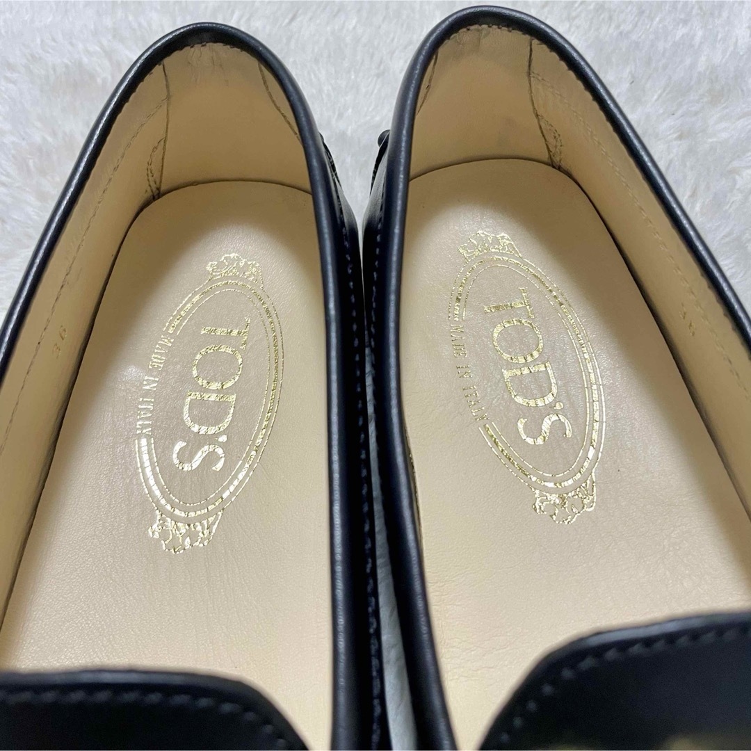 TOD'S - 箱付き美品 TOD'S トッズ ケイト レザー ドライビング TOD'S - 箱付き美品 TOD'S トッズ ケイト レザー ドライビング