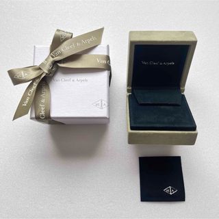Van Cleef & Arpelsのフリマアイテム一覧 Van Cleef & Arpelsのフリマアイテム一覧