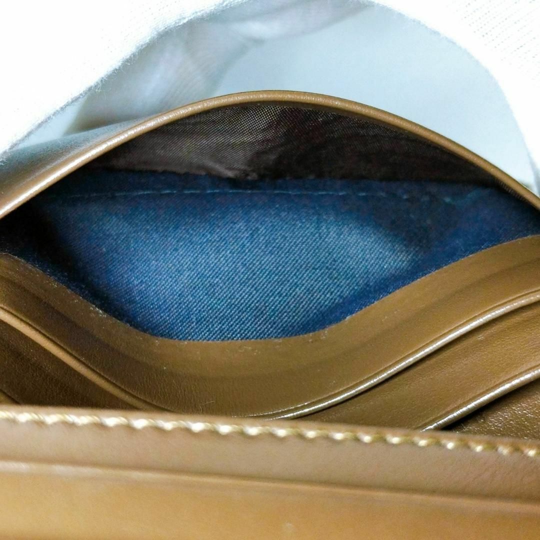 FENDI - フェンディ 8M0420 レザー F is FENDI 二つ折り財布 FENDI - フェンディ 8M0420 レザー F is FENDI 二つ折り財布