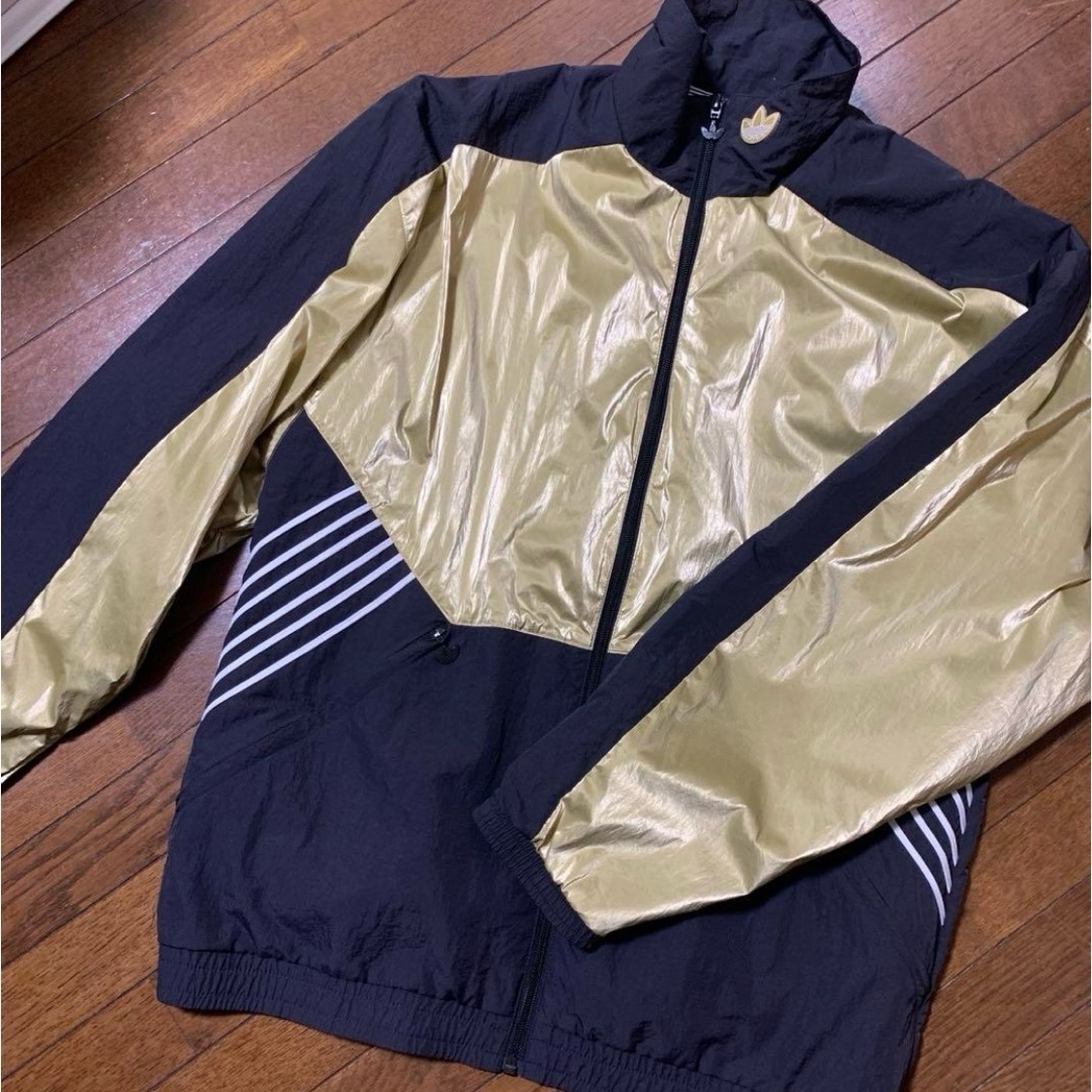 adidas - 【美品】アディダス ナイロンジャケット L 黒×金 adidas - 【美品】アディダス ナイロンジャケット L 黒×金