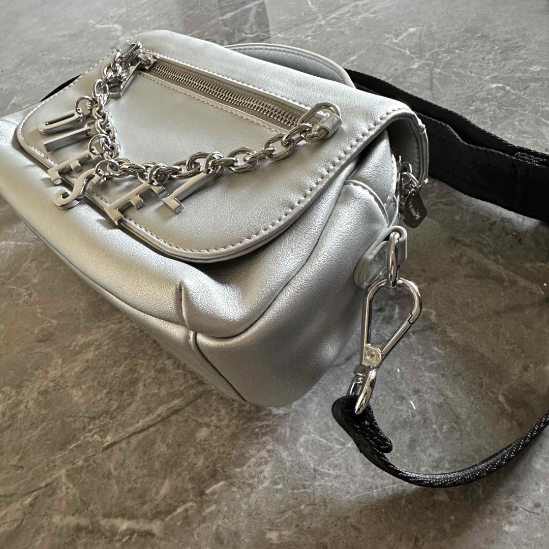 DIESEL - 【DIESEL】CHARM 2WAY SHOULDER BAG SILVERの通販 by DIESEL - 【DIESEL】CHARM 2WAY SHOULDER BAG SILVERの通販 by