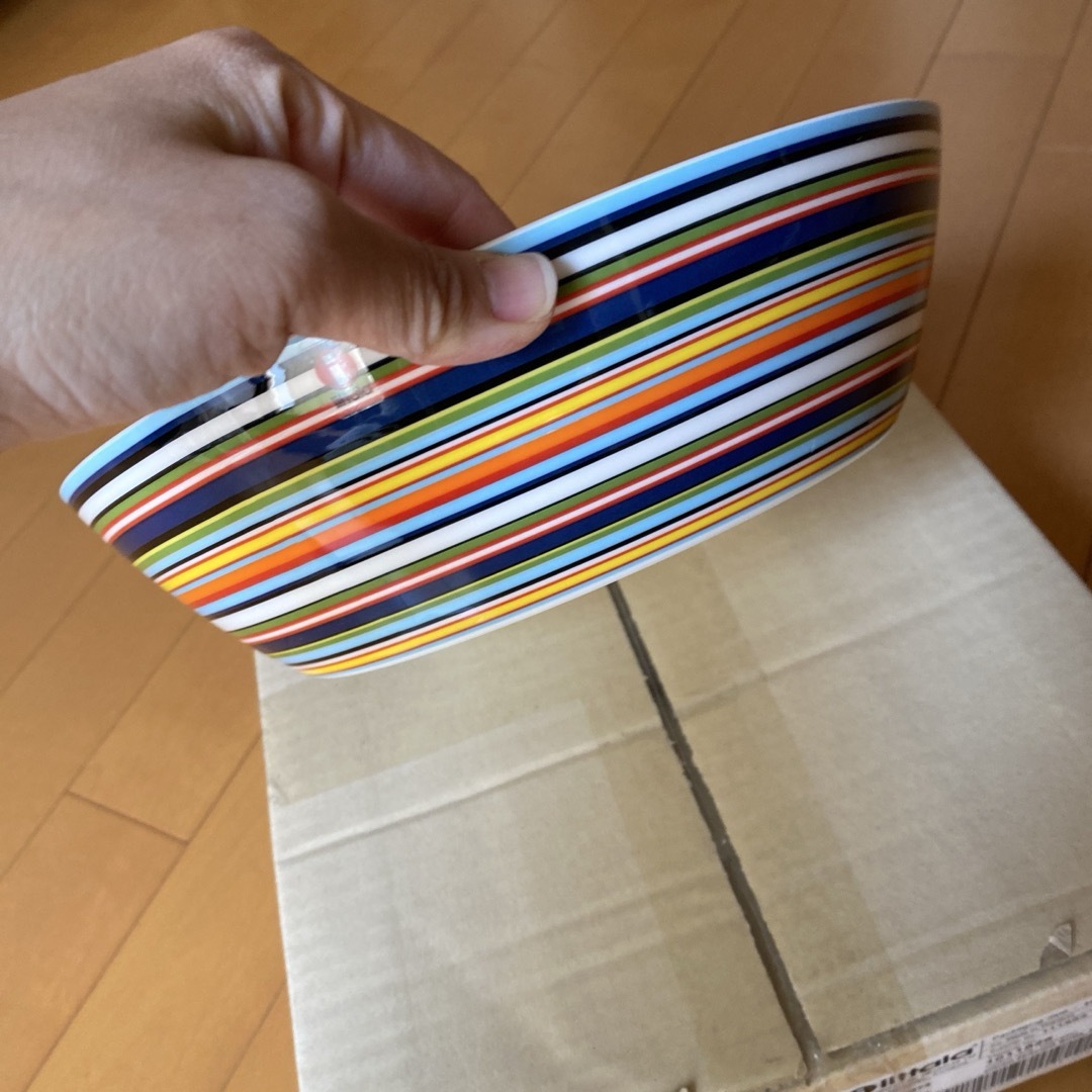 iittala - iittala ストライプ サービングボウル 大 2Lの通販 by iittala - iittala ストライプ サービングボウル 大 2Lの通販 by