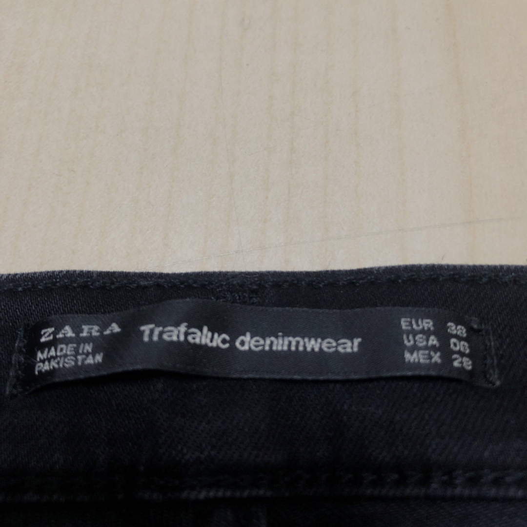 ZARA - ZARA ザラ ブラック スキニーデニム ダメージ加工 MLの ZARA - ZARA ザラ ブラック スキニーデニム ダメージ加工 MLの