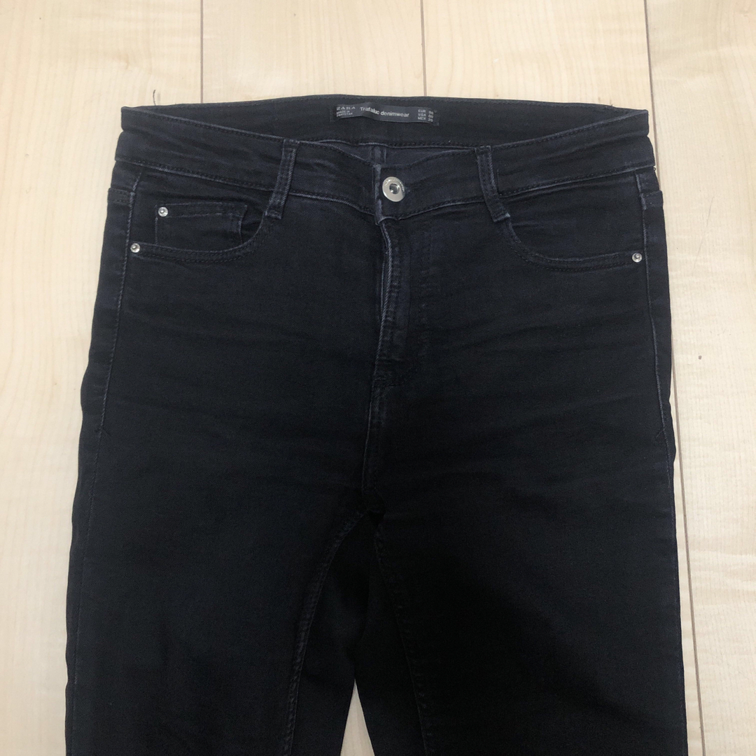 ZARA - ZARA ザラ ブラック スキニーデニム ダメージ加工 MLの ZARA - ZARA ザラ ブラック スキニーデニム ダメージ加工 MLの