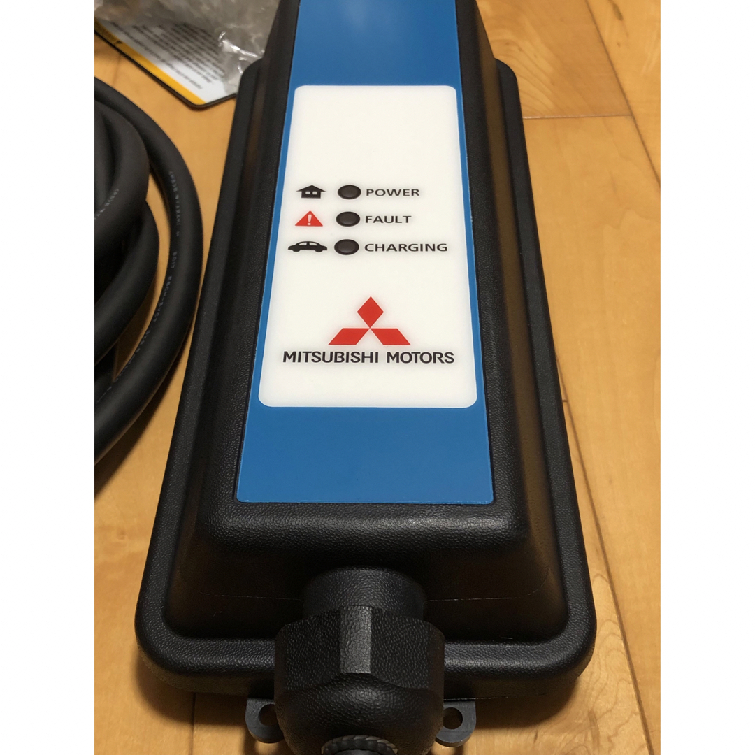 新品 三菱アウトランダー PHEV純正200V充電ケーブルの通販 by 新品 三菱アウトランダー PHEV純正200V充電ケーブルの通販 by