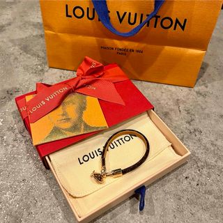 LOUIS VUITTON - レア美品 ルイヴィトン ブレスレット LV アイ LOUIS VUITTON - レア美品 ルイヴィトン ブレスレット LV アイ