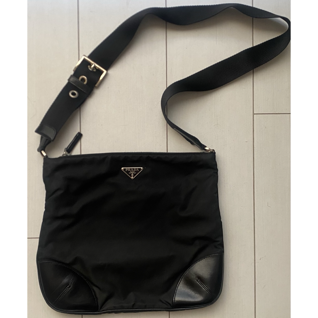 PRADA - 美品 PRADA プラダ ショルダー バッグ バック PRADA - 美品 PRADA プラダ ショルダー バッグ バック