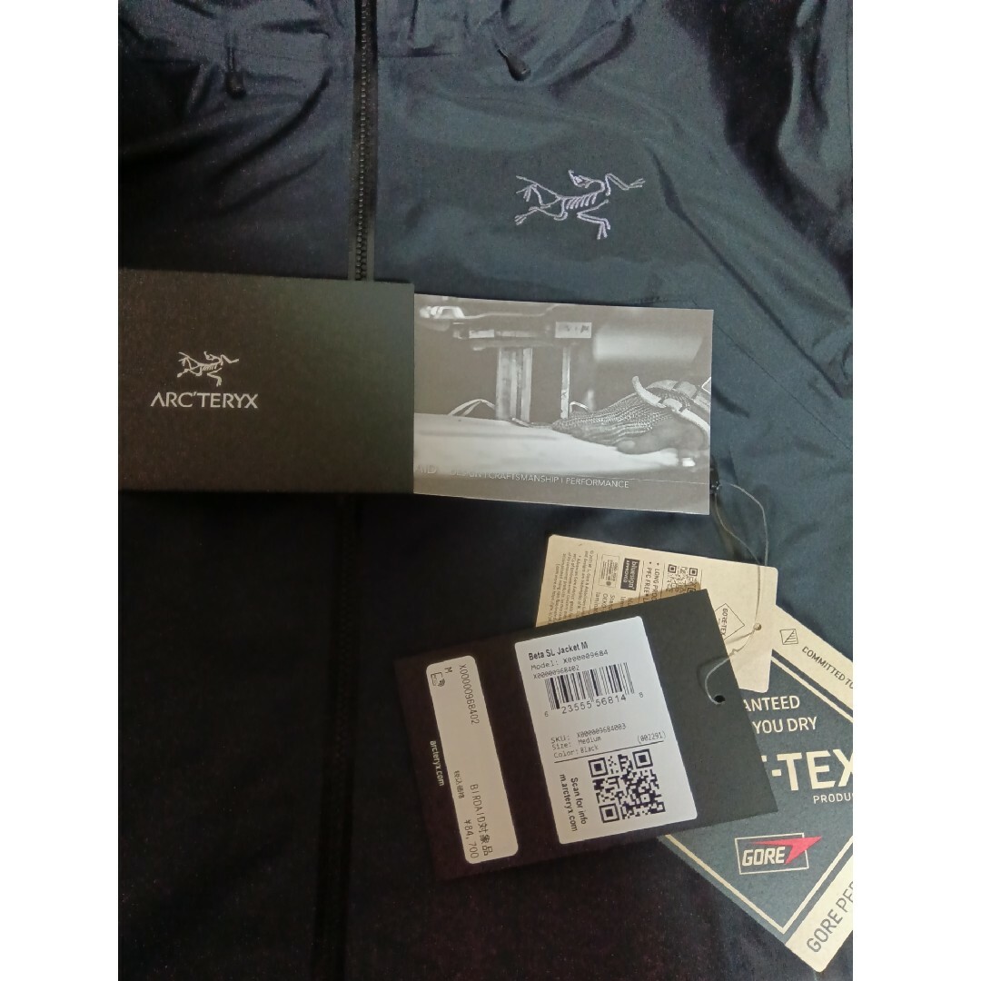 ARC'TERYX - Мサイズ バードエイド付き ARC'TERYX Beta SL ARC'TERYX - Мサイズ バードエイド付き ARC'TERYX Beta SL