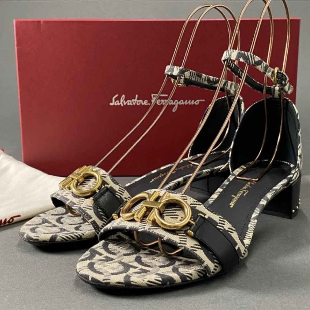 Salvatore Ferragamo - Salvatore Ferragamo フェラガモサンダル Salvatore Ferragamo - Salvatore Ferragamo フェラガモサンダル