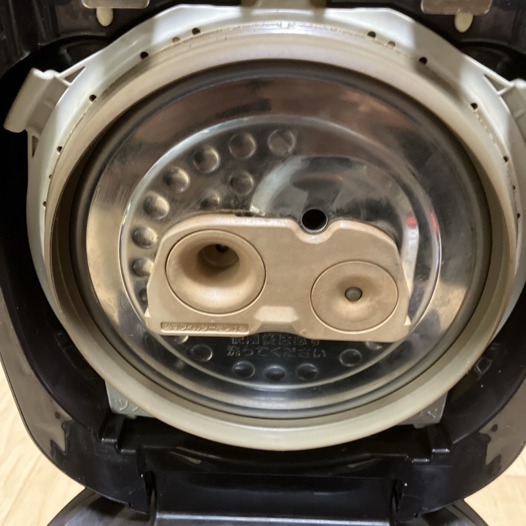 象印 ZOJIRUSHI 圧力IH炊飯器 NP-RX05 17年製 保証付 三合の通販 象印 ZOJIRUSHI 圧力IH炊飯器 NP-RX05 17年製 保証付 三合の通販