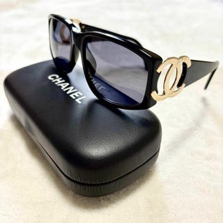 CHANEL - CHANEL シャネル サングラス ブラック ゴールド ココ CHANEL - CHANEL シャネル サングラス ブラック ゴールド ココ