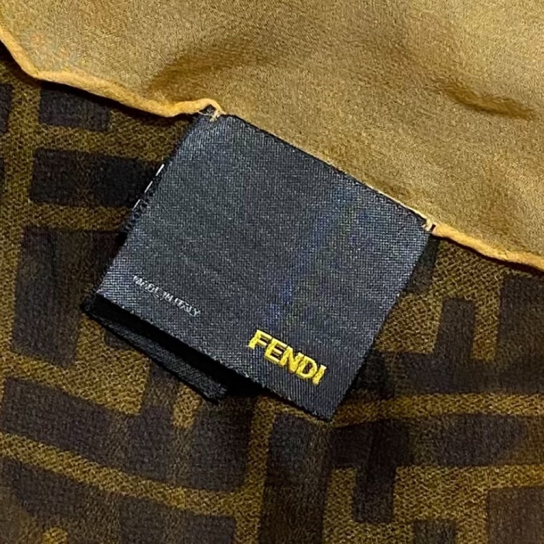 FENDI - ꧁ FENDI フェンディ イタリア製 ズッカ ロゴグラム FENDI - ꧁ FENDI フェンディ イタリア製 ズッカ ロゴグラム