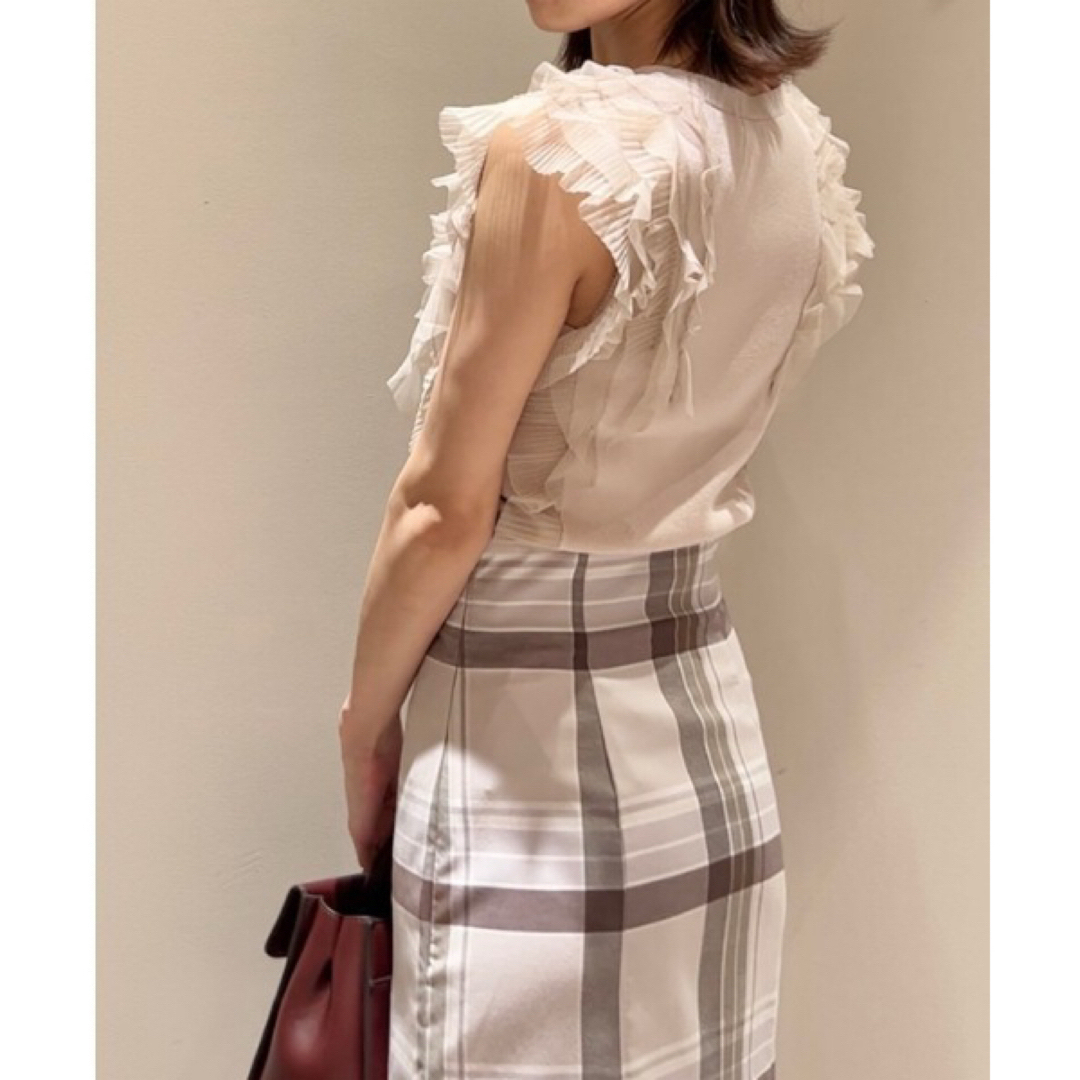 SNIDEL - 美品SNIDEL Sustainableチュールフリルノースリニット SNIDEL - 美品SNIDEL Sustainableチュールフリルノースリニット