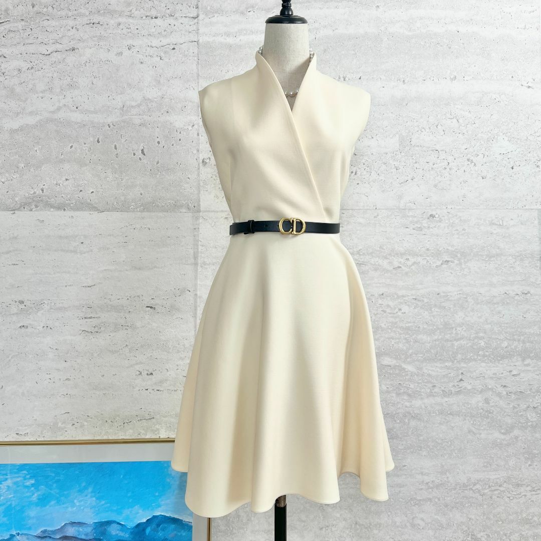 Christian Dior - 未使用☆Christian Dior☆最新タグ☆シルク Christian Dior - 未使用☆Christian Dior☆最新タグ☆シルク