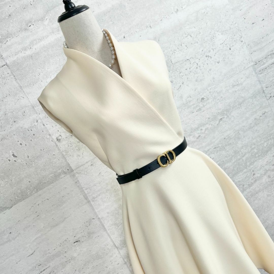 Christian Dior - 未使用☆Christian Dior☆最新タグ☆シルク Christian Dior - 未使用☆Christian Dior☆最新タグ☆シルク