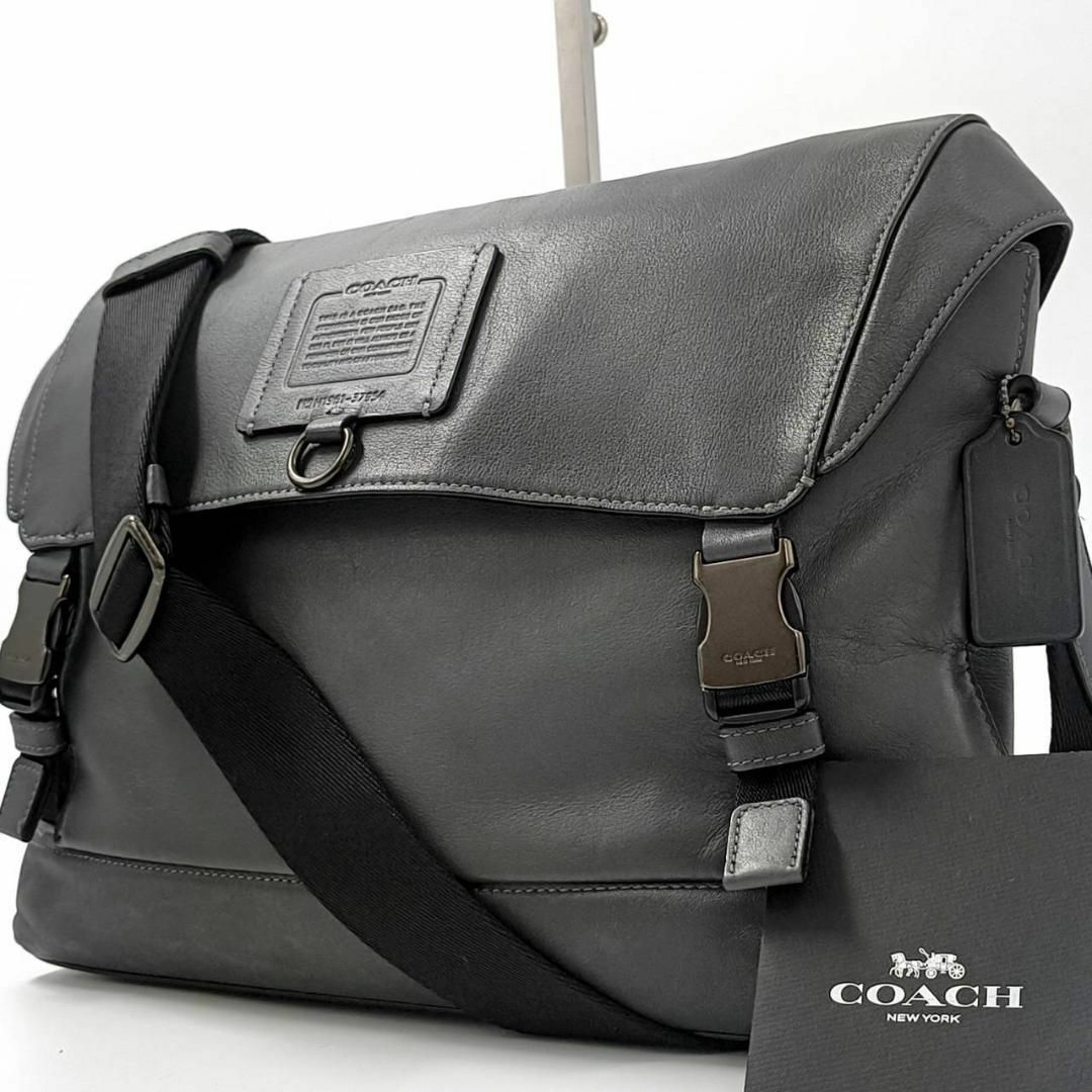 COACH - 希少✨コーチ リビングトン メッセンジャーバッグ COACH - 希少✨コーチ リビングトン メッセンジャーバッグ