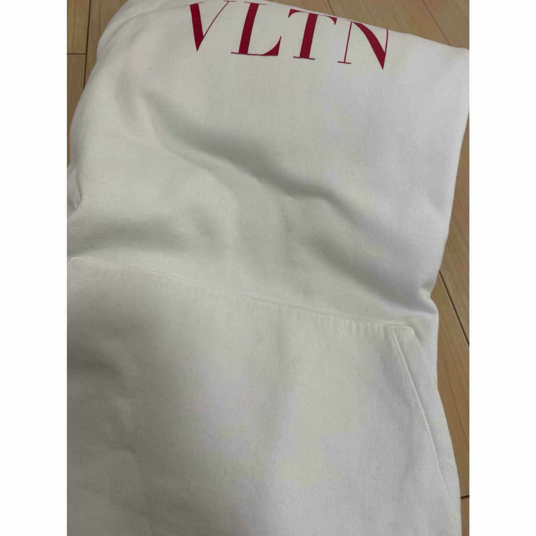 VALENTINO - ヴァレンティノ パーカーの通販 by reichan's shop VALENTINO - ヴァレンティノ パーカーの通販 by reichan's shop
