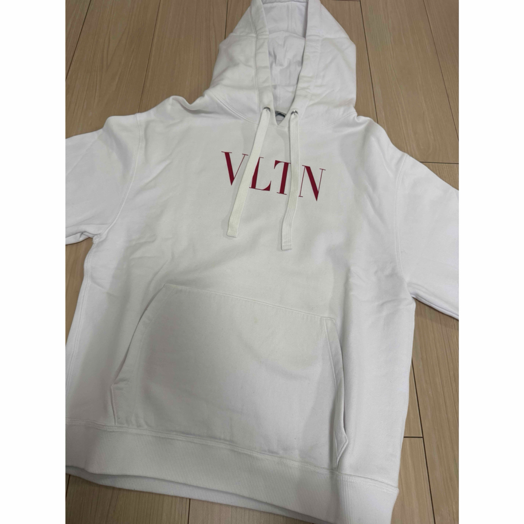 VALENTINO - ヴァレンティノ パーカーの通販 by reichan's shop VALENTINO - ヴァレンティノ パーカーの通販 by reichan's shop