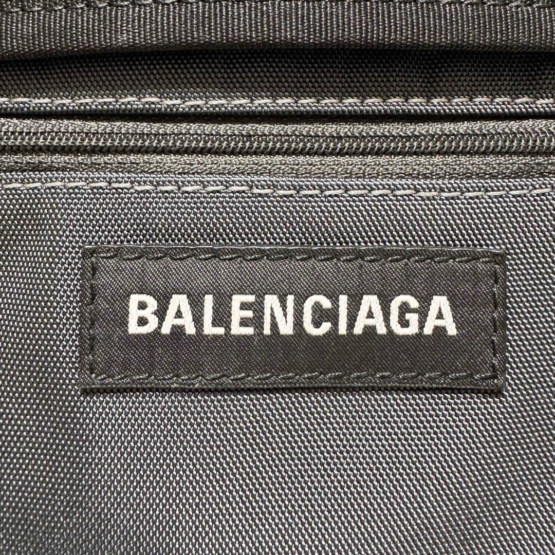 BALENCIAGA - バレンシアガ エクスプローラー ポーチ ショルダー BALENCIAGA - バレンシアガ エクスプローラー ポーチ ショルダー