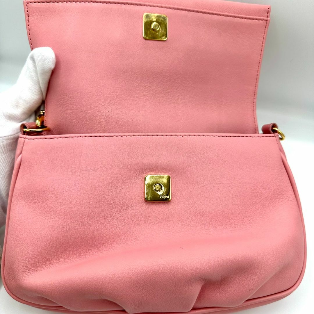 FENDI - FENDI フェンディ チェーンショルダーバッグ パステル FENDI - FENDI フェンディ チェーンショルダーバッグ パステル