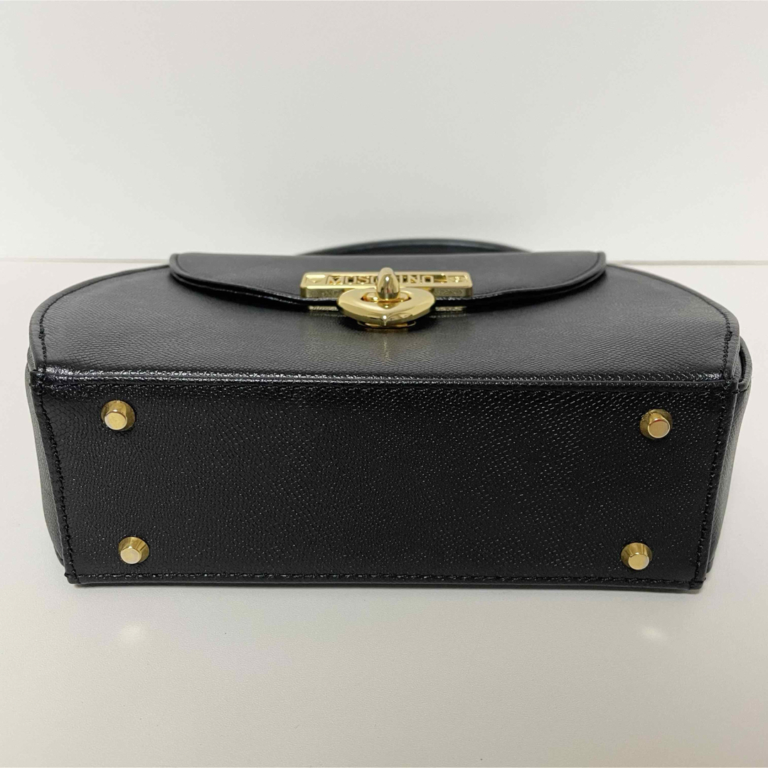 MOSCHINO - MOSCHINO モスキーノ ハート レザー ミニ MOSCHINO - MOSCHINO モスキーノ ハート レザー ミニ