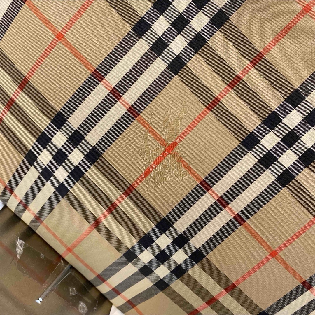 BURBERRY - 良品・A4収納✨バーバリー クラッチバッグ ノバ BURBERRY - 良品・A4収納✨バーバリー クラッチバッグ ノバ