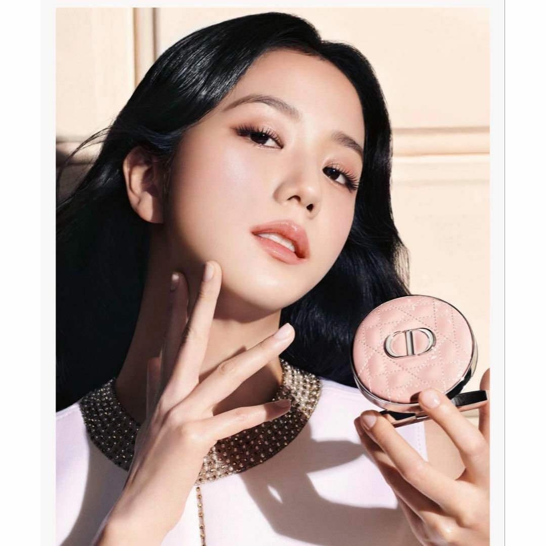 Christian Dior - ディオールスキンフォーエヴァーイドラグロウ Christian Dior - ディオールスキンフォーエヴァーイドラグロウ