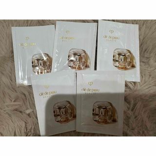 期間限定30%OFF! クレ・ド・ポー ボーテ(フェイスクリーム)のフリマアイテム一覧 フェイスパウダー